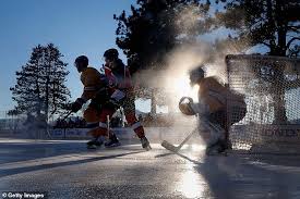Lake tahoe philadelphia flyers boston bruins nhl outdoors. Sun 1 Nhl 0 Outdoor Hockey Game Is Delayed Eight Hours At Lake Tahoe Due To Melting Ice Duk News