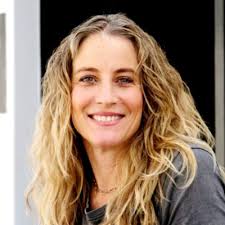 Always delighted to stand by the PADC 2022 Art Director of the Year Ellen  Treharne's side. The Day That Hunger Ended, our 'fable from the future' for  Foodbank WA has picked up