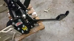 Frontkraftheber Fronthubwerk Neu Frontheber 2400 Fronthydraulik In Nurnberg Mitte Gebrauchte Agrarfa Arbeitsraum In Der Garage Ebay Kleinanzeigen Hydraulik
