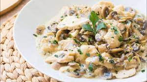 Friggete bocconcini di pollo e funghi infarinati per credere!. Straccetti Di Petto Di Pollo Ai Funghi Ricetta Facile Con Petto Di Pollo 55winston55 Youtube