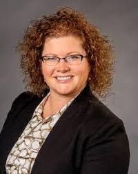 Ashley Metcalf's Instagram, Twitter & Facebook