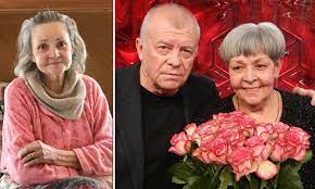 Ирина акулова, сыгравшая жену пилота ненарокова в картине александра митты экипаж, была актрисой, подающей большие надежды. Irina Akulova Mig Slavy Tri Neudachnyh Braka I Grustnaya Starost Zvezdy Ekipazha Vkus Populyarnosti