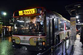 交通】「寝過ごし救済バス」の実力は？―年末深夜輸送レポート：その２・西東京バス編