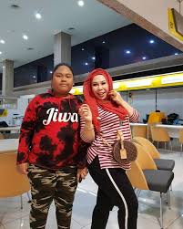 Nak menang giveaway cash daripada admin? Tak Lupa Kewajipan Ini Sisi Berbeza Dato Seri Vida Yang Ramai Tak Tahu Nona