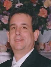 Daniel Roberto's Instagram, Twitter & Facebook