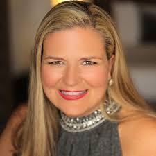 Amy Pavia's Instagram, Twitter & Facebook