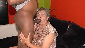 Best black anal granny porn