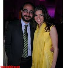 أكرم حسني، أحمد أمين، ريم مصطفى، يسرا اللوزي، هشام عباس، سارة سلامة، تأليف أيمن وتار. ØµÙˆØ± ÙŠØ³Ø±Ø§ Ø§Ù„Ù„ÙˆØ²Ù‰ ÙˆØ²ÙˆØ¬Ù‡Ø§ Ù…ÙˆÙ‚Ø¹ Ù…Ø­ØªÙˆÙ‰