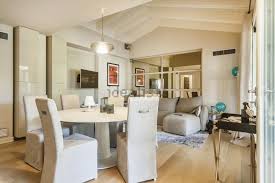 Casa indipendente in affitto in via Versilia s.n.c, Centro, Forte dei Marmi  — idealista, N.1 in Italia