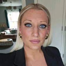 How to Manage a Remote Team Across Time Zones