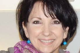 Regina Knox's Instagram, Twitter & Facebook