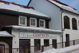 48 | 02796 kurort jonsdorf tel. Fassaden Mann2 Die Werbetechnik Spezialisten Fur Werbung Digitaldruck Und Messebau In Sachsen