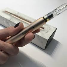 This white cosmetic marking wax pencil is designed specifically for use on the skin. Vessel Vape Pen Battery Review Cannabis Vape Reviews