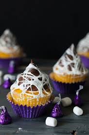 Ces Recettes De Cupcakes Pour Halloween Vont Vous Faire Frissonner Elle A Table Recette Cupcake Cupcakes D Halloween Decoration De Cupcakes
