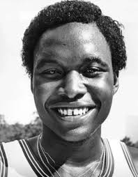 Former UH basketball standout Rob Williams dies at 52