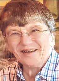 Donna Mullen's Instagram, Twitter & Facebook