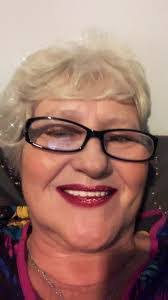 Ladonna Flores's Instagram, Twitter & Facebook