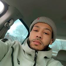 Who's done your favourite Powerslide Push Pop Shuv? They are rare but we've  seen a few stylish and unique ones out there. From kicking the side of deck  with their feet to