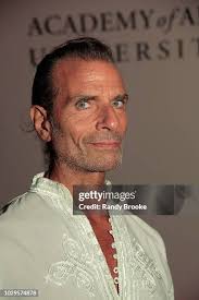 34 Academy Of Art University Spring Fall 2019 Collections Front Row Photos  & High Res Pictures