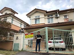 Jalan atmosphere utama 1, seri kembangan, 43300 seri kembangan, selangor, malaizija. Giant Seri Kembangan