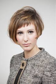 アシメショートボブ 担当 オーナー 狩野 august hair nailのヘアスタイル ヘアスタイリング 髪型 ヘアカット