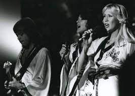 Abba lyrics · i still have faith in you · when you danced with me · little things · don't shut me down · just a notion · i can be that woman · keep an eye on dan. Abba Veroffentlichen Comeback Song I Still Have Faith In You
