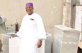 The all progressives congress, lagos state chapter has set up peace and reconciliation committees that will meet with aspirants, members and stakeholders in the state to resolve the issues arising. Lagos Commissioner Resigns Dumps Apc Over Primary Election Controversy International Centre For Investigative Reporting