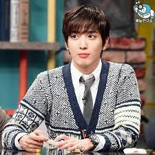 yonghwa that face cnblue cnblue jung yong hwa hot korean guys