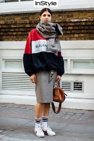 Tennissocken für damen & herren kann man gut kombinieren und stylen, sodass am ende ein gutes tennissocken outfit entsteht. Tennissocken Trend Der Saison Instyle Tennis Socken Tennissocken Mode