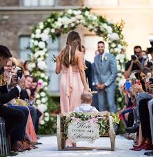 Lista con 45 palabras que tienen un significado parecido a intimar como: Boda Intima Ventajas Y Desventajas Organizar Una Boda Foro Bodas Net