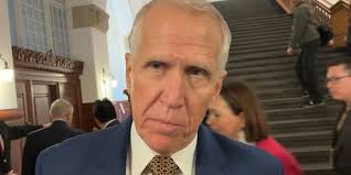 Oliver Bjerrehuus kan ikke flygte fra fortiden: Folk vil høre om mit crazy  liv