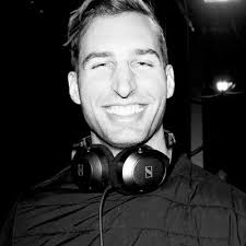 The 10 Best DJs in East Chicago, IN (with Free Estimates)