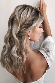 Half up wedding hair with mega body and luscious curls is made for long hair. 33 Stylish Wedding Hairstyles With Hair Down Wedding Forward Down Hairstyles Hair Styles Wedding Hair Down
