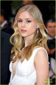 Erin Moriarty & Maria-Victoria Dragus Go Glam for Cannes 2016 Closing  Ceremony: Photo 974991