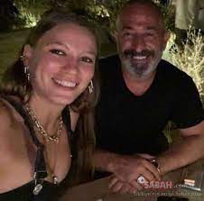Serenay sarıkaya eski sevgilisine doğru mu gidiyor? Serenay Sarikaya Sevgilisi Cem Yilmaz I Opmeye Doyamadi Serenay Sarikaya Ile Cem Yilmaz In Teknede Romantik Anlari Son Dakika Magazin Haberleri