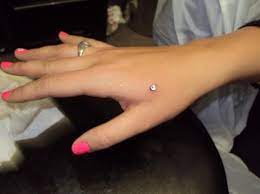 Micro Dermal Implant 3 Want Thiss Dermal Piercing Hand Piercing Microdermal Piercing