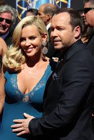 And donnie wahlberg, a divorced dad of two sons, wasn't looking for anything special—but then mccarthy they sealed their first new year's eve as husband and wife with a kiss, about a month. Donnie Wahlberg And Jenny Mccarthy Will Wed This Weekend