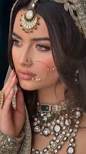 BTS shot 📸 of the latest contemporary bridal campaign , Make up  @alyabeautyglam , Model @leyla_ucarx , Jewelery @deeyajewellery , Styling  @zafshabir @thecactusagency, Hair @shinys_beauty, Outfit ...