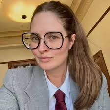 Véronique Thiboutot (@V_ronique_T)