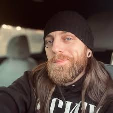 Y'all have furniture; I like that in a place' 🤣🤣😩🥴