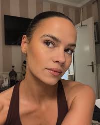 Mary Korlin-Downs🤍 (@marykorlindowns) • Instagram photos and videos