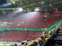 Paco alcacer equalised for dortmund from jadon. Amazing 12 000 Fans Of Union Berlin In Dortmund 26 10 2016 Youtube