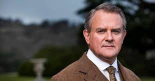 His body is later seen when nick jumps overboard just as the speed boat collides into a barge and explodes. Schauspieler Bonneville Hugh Biographie Personliches Leben Beste Filme Und Fernsehshows