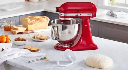 Sova de pães em batedeira. Fonte: KitchenAid
