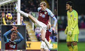 Simon kristian bloch jørgensen is a danish professional footballer who plays as a goalkeeper for waltham abbey. Non League Dulwich Hamlet Sign 6ft 11in Keeper Simon Bloch Jorgensen Daily Mail Online