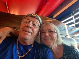 Served Oct 1967 -Oct 68 in Dau Tieng(?) with 2/22 Mechanized Infantry 2nd  Brigade. Drove a APC 113, 3 months of convoy back and forth to Tay Nin (?).  Looking for Vinnie Mancini from Pittsburgh.