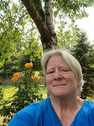 Heather Whitworth's Instagram, Twitter & Facebook