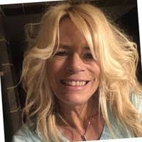 Shelly Bowers's Instagram, Twitter & Facebook