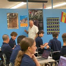 New Teacher Spotlight! 📣☘ Please join us in welcoming our new Spanish  teacher Señor Fernando Benito Carrillo! Señor Benito Carrillo brings a ton  of teaching and world experience with him to PND!