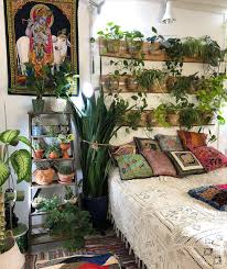 A Gorgeous Collection Of Plants Found On Plantsandcollecting On Instagram Plants Natural Nature Hom Room Ideas Bedroom Aesthetic Room Decor Bedroom Design